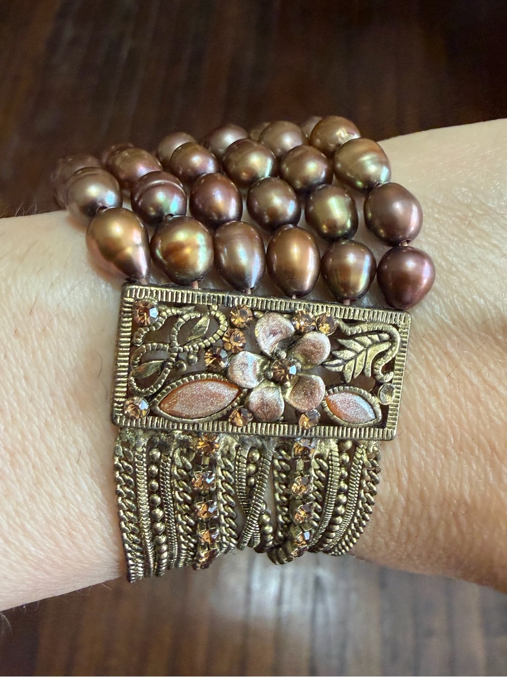 Vintage Multi-Strand Bronze Peacock Pearl Bracelet